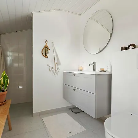 Split-level With View Of Aro * ハザスレウ