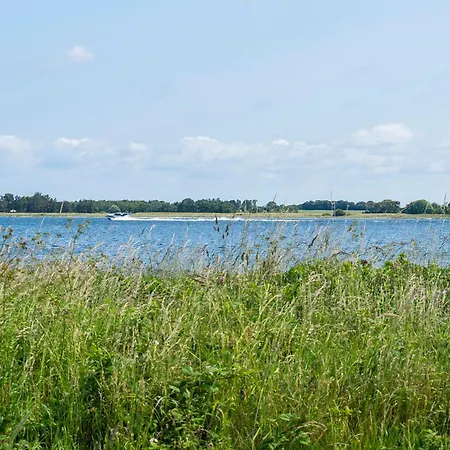 Split-level With View Of Aro *