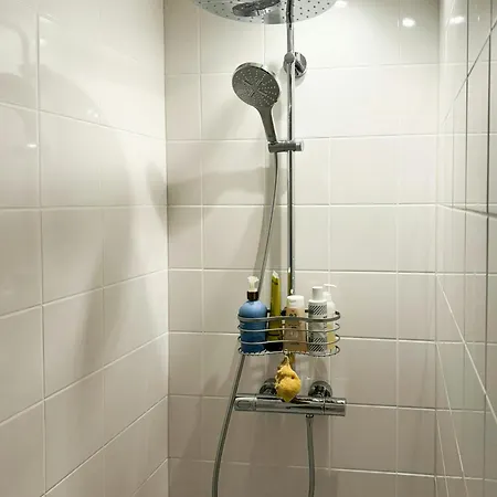 Split-level With View Of Aro 別荘