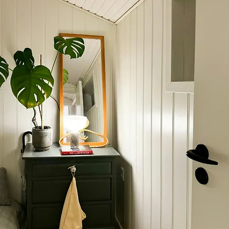 Split-level With View Of Aro 別荘