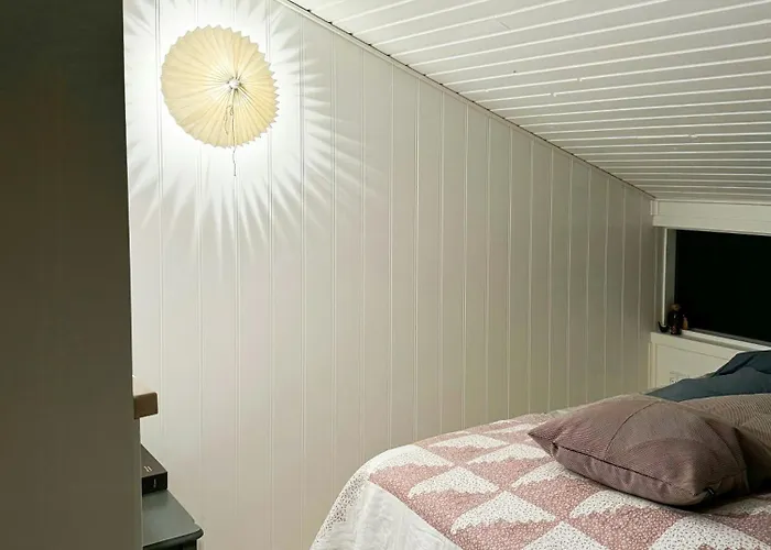 Split-level With View Of Aro *